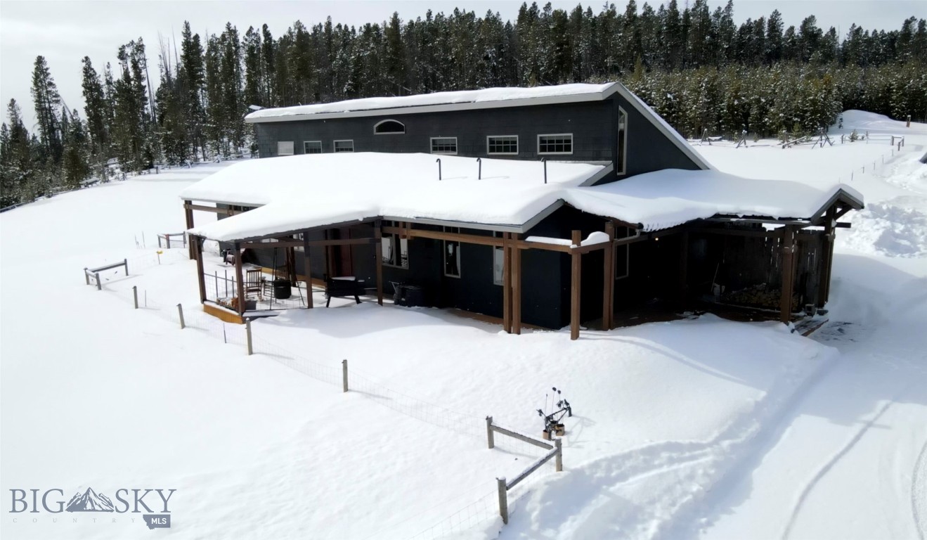 5889 Moulton Reservoir Property Photo 4