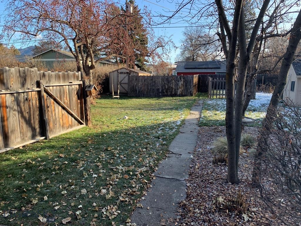 440 N Tracy Avenue Property Photo 22