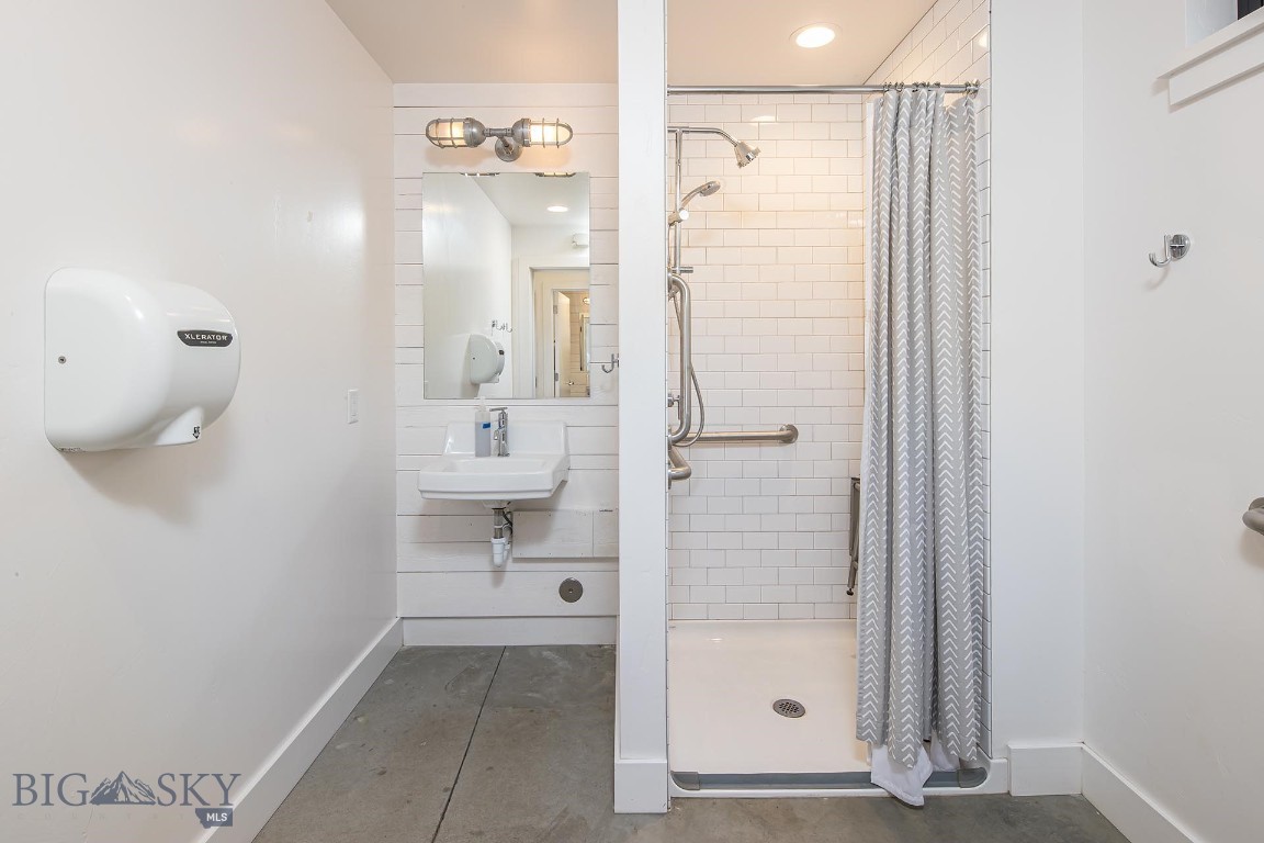 17640 Rocky Mountain Road Property Photo 44