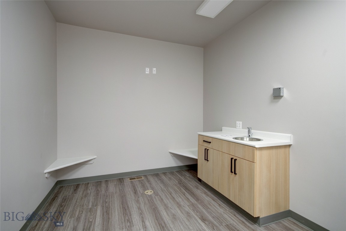 120 N 7th Avenue Property Photo 20