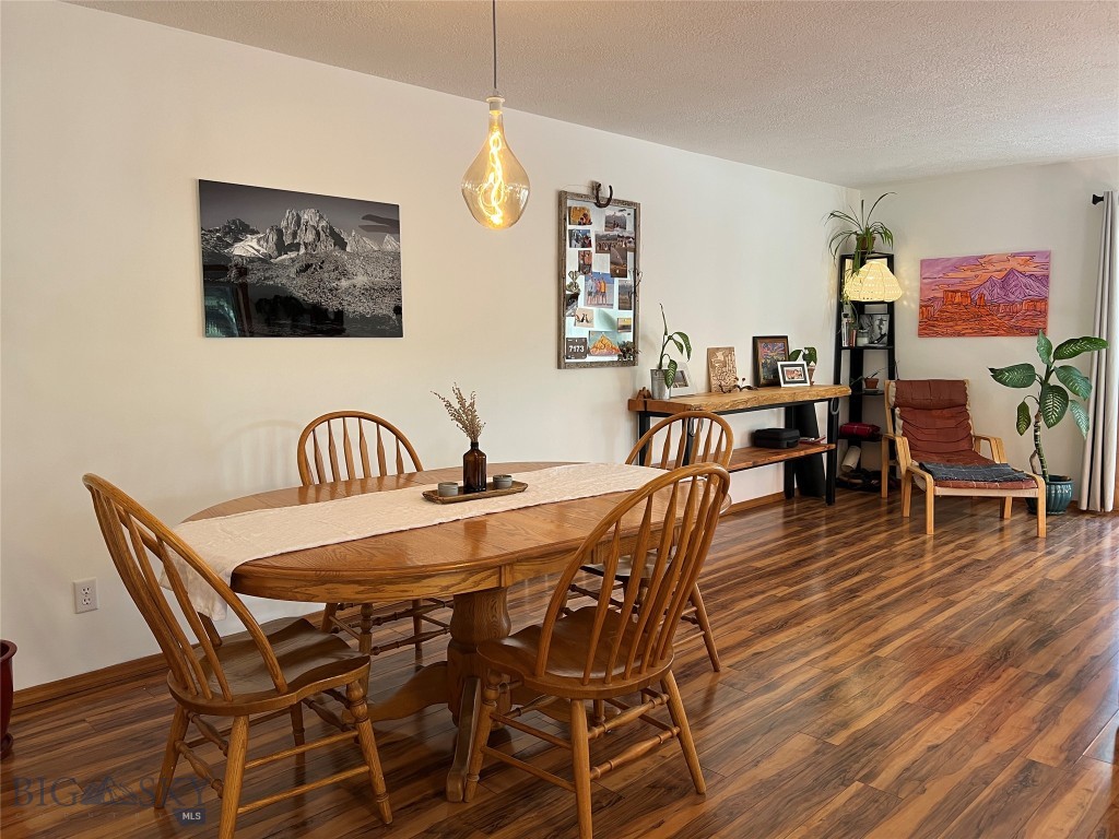 3906 W Broadwater Property Photo 7