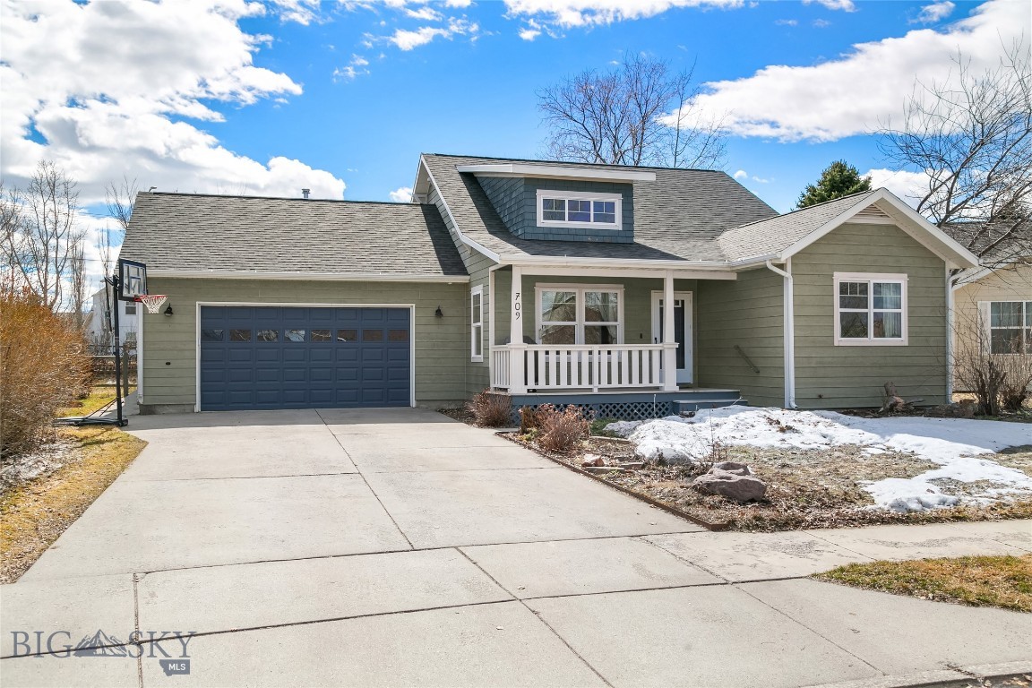 709 N Aster Avenue Property Photo
