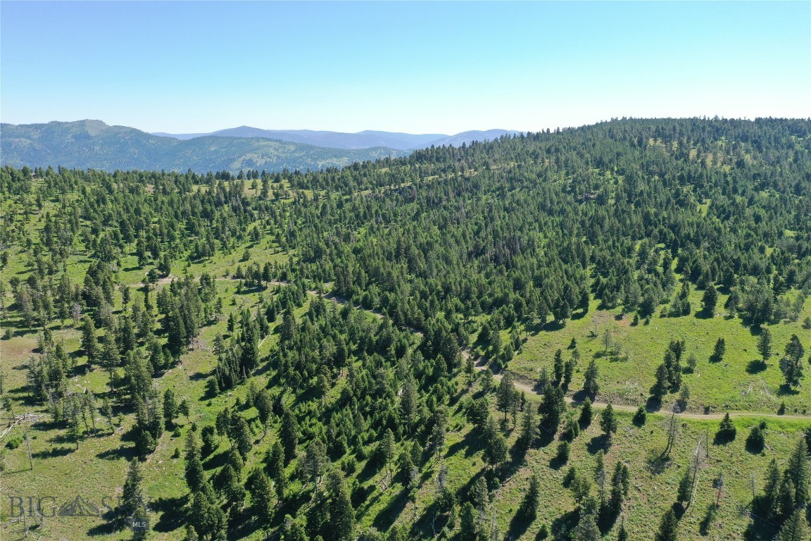 13-15 Garnet Range Tract Property Photo 3