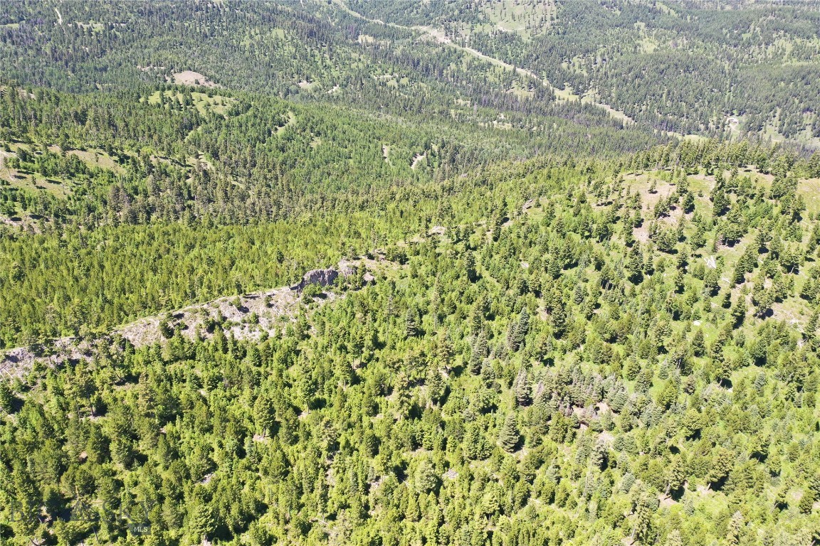13-15 Garnet Range Tract Property Photo 13