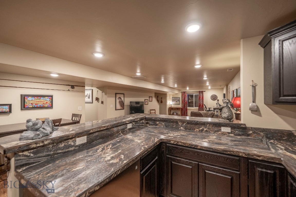 28 Alena Court Property Photo 44