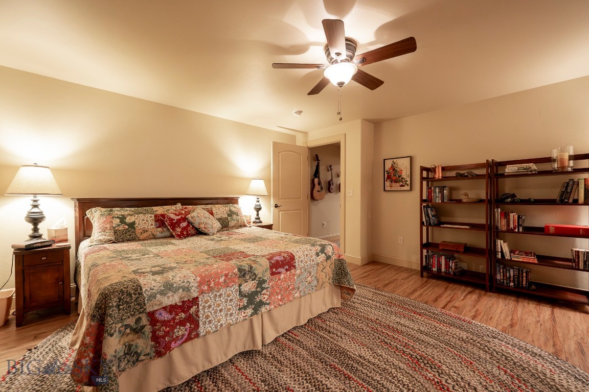 28 Alena Court Property Photo 49