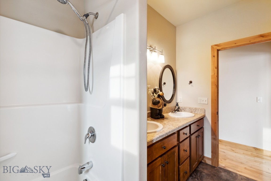 3353 Tschache Lane Property Photo 54