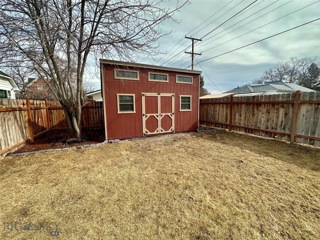 406 S Washington Street Property Photo 21