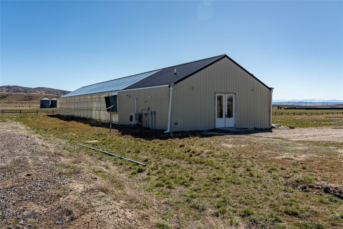 7 Rolling Prairie Property Photo 19