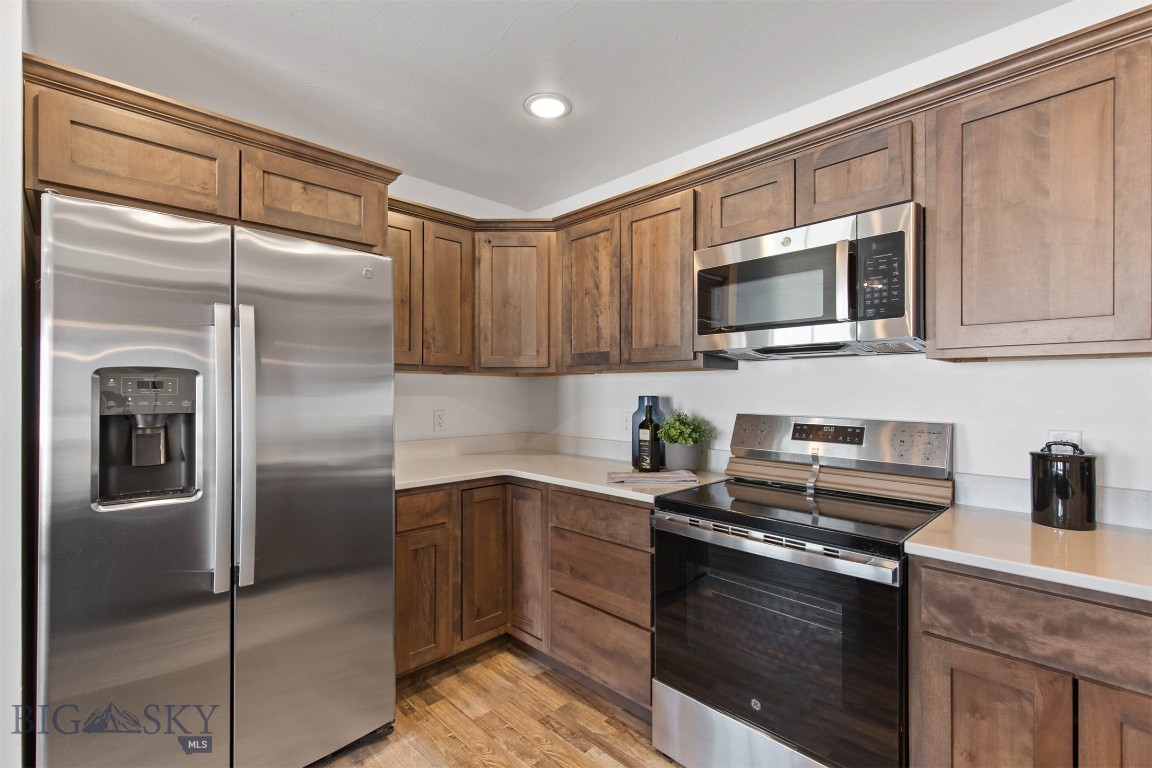 2855 Fen Way B Property Photo 14