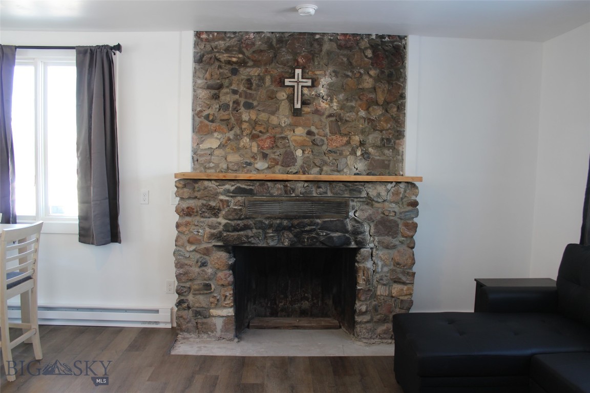 301 5th Street W Property Photo 6