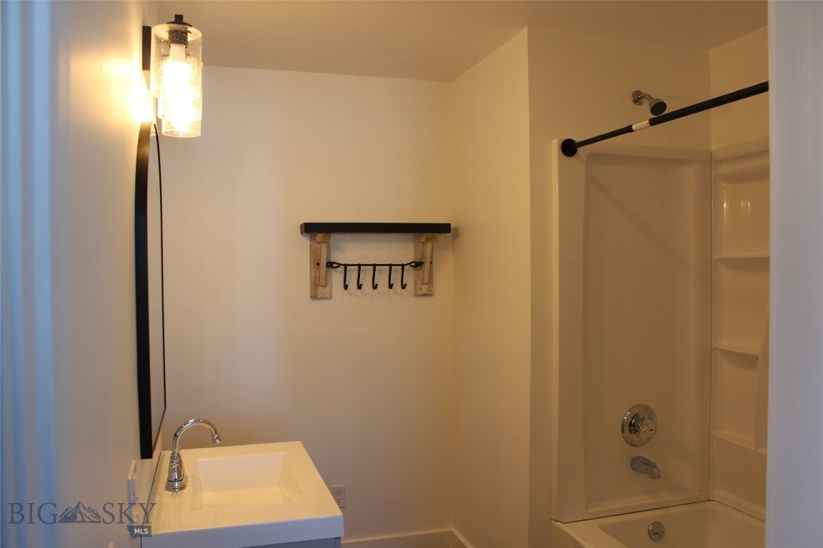 301 5th Street W Property Photo 17