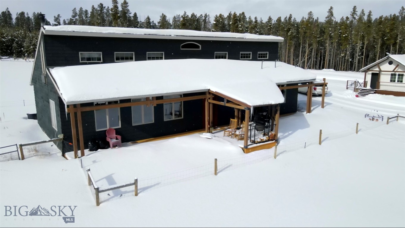 5889 Moulton Reservoir Property Photo