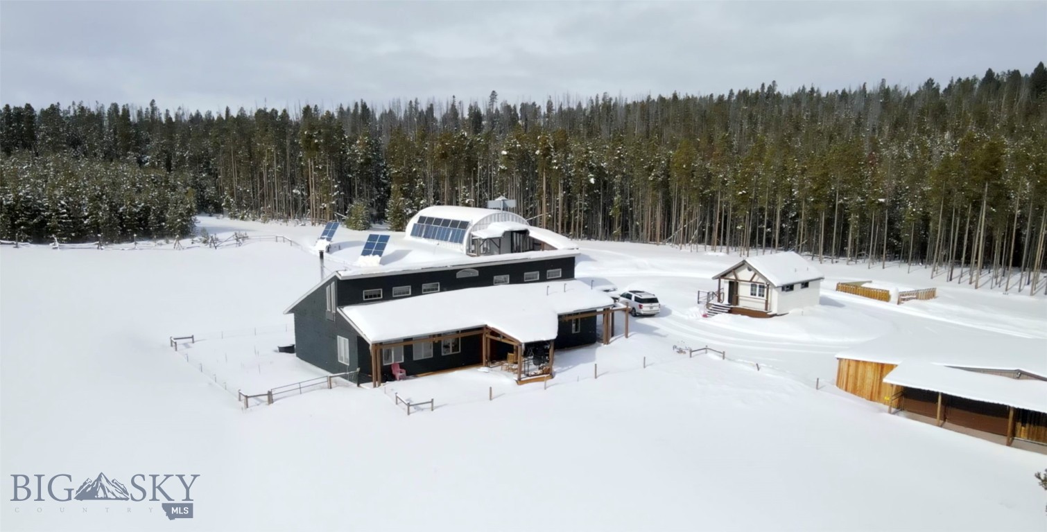 5889 Moulton Reservoir Property Photo 3
