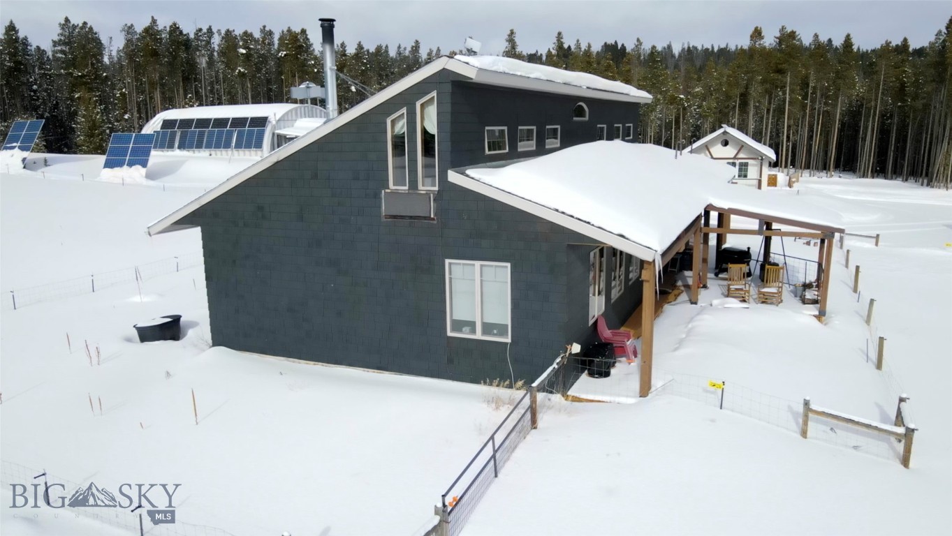 5889 Moulton Reservoir Property Photo 6