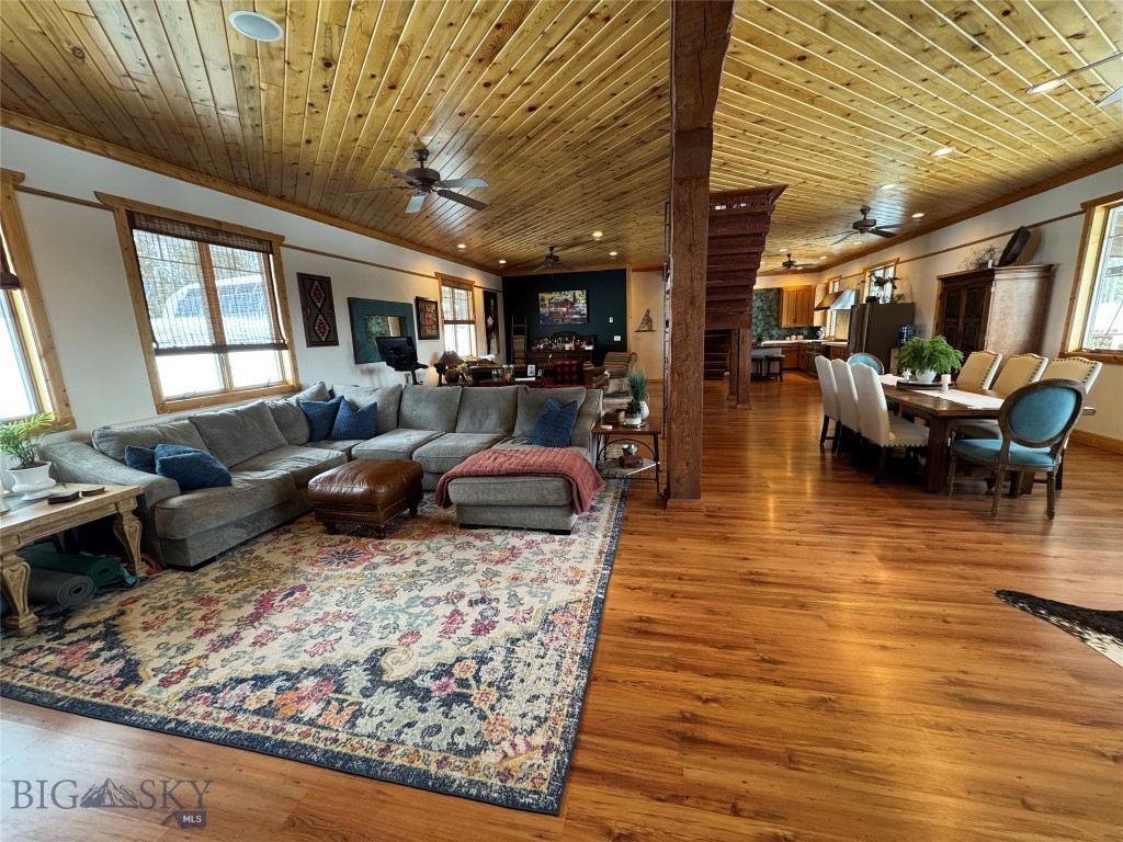 5889 Moulton Reservoir Property Photo 16