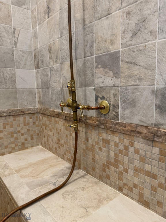 5889 Moulton Reservoir Property Photo 35