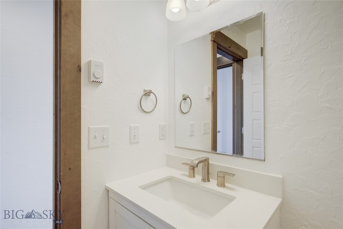 413 Garnier Avenue A Property Photo 16