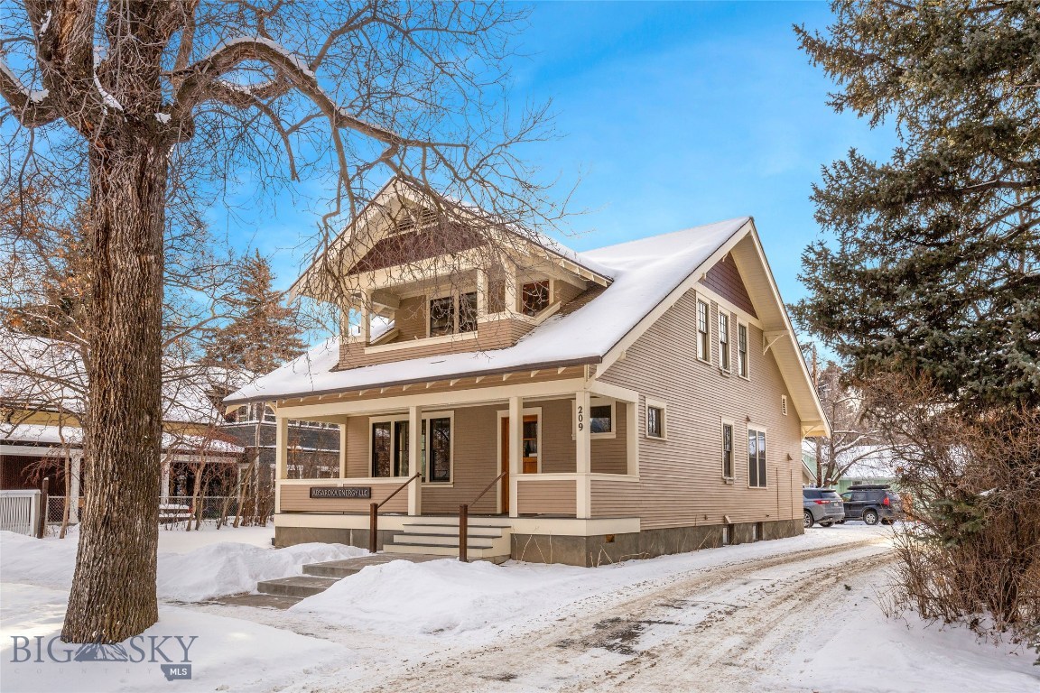 209 S Willson Property Photo 4
