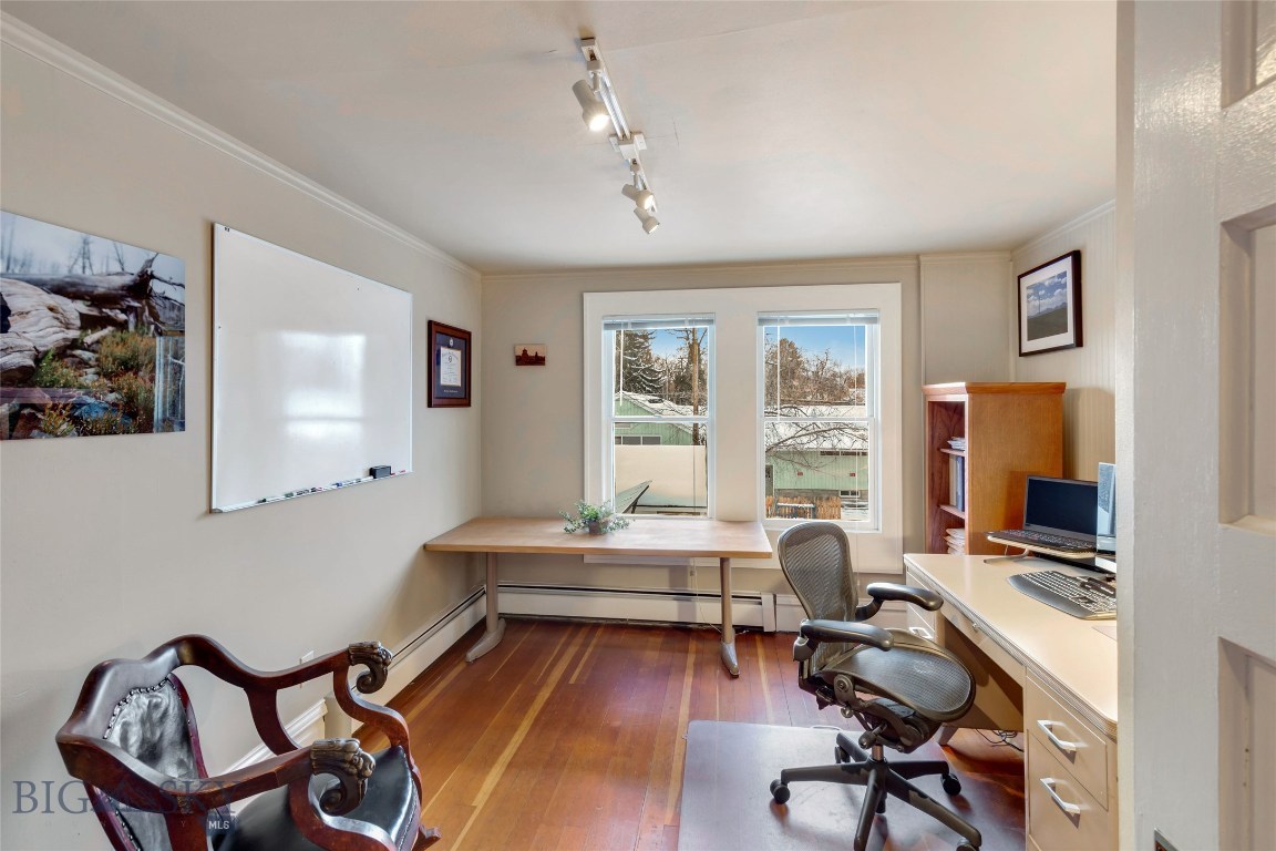 209 S Willson Property Photo 18