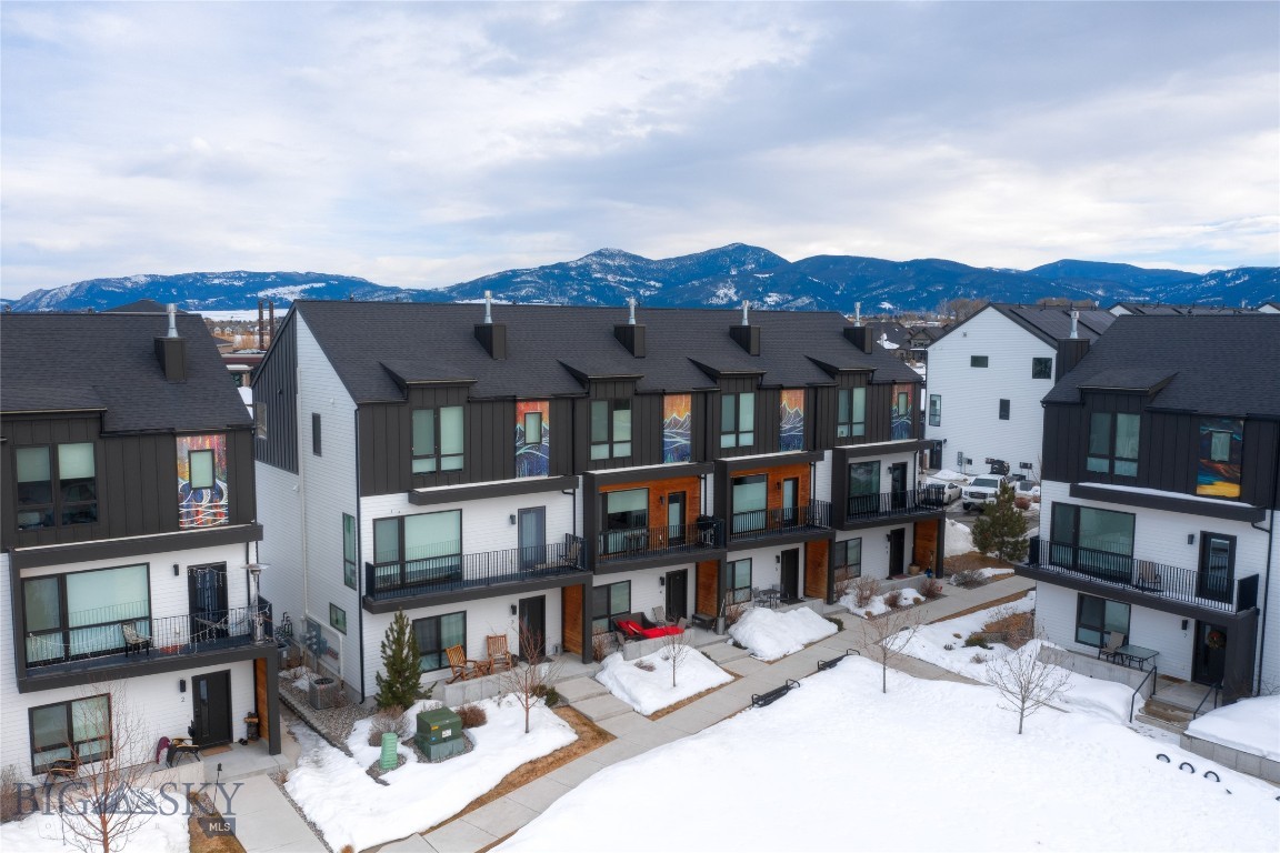 Sr Block 3 Condo Real Estate Listings Main Image