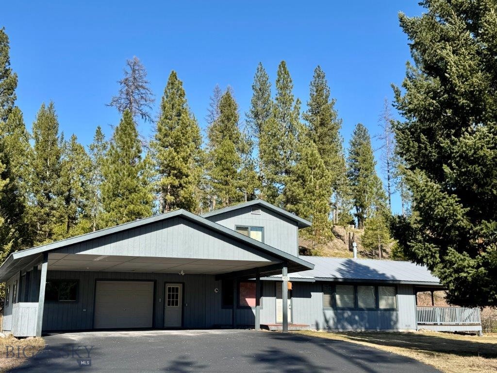400 Black Bear Drive Property Photo
