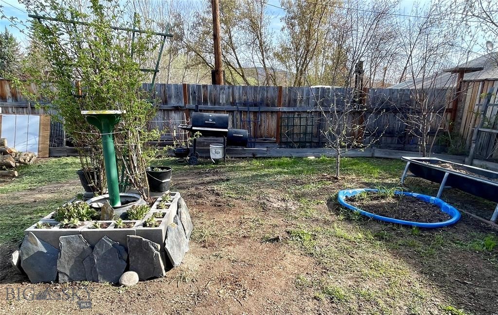 Property Photo 31