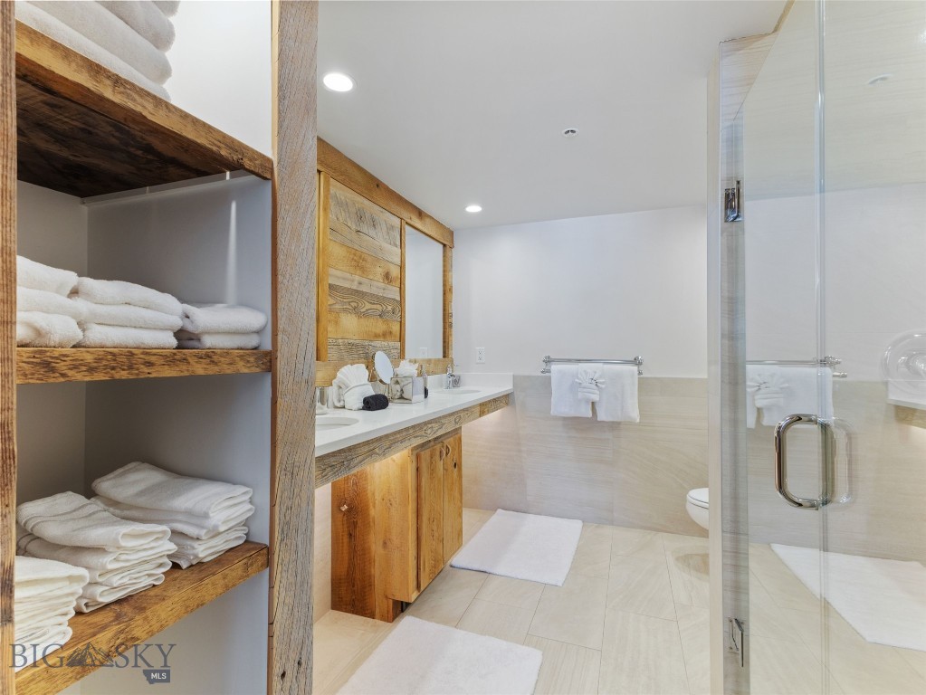 1733 Heavy Runner Property Photo 25