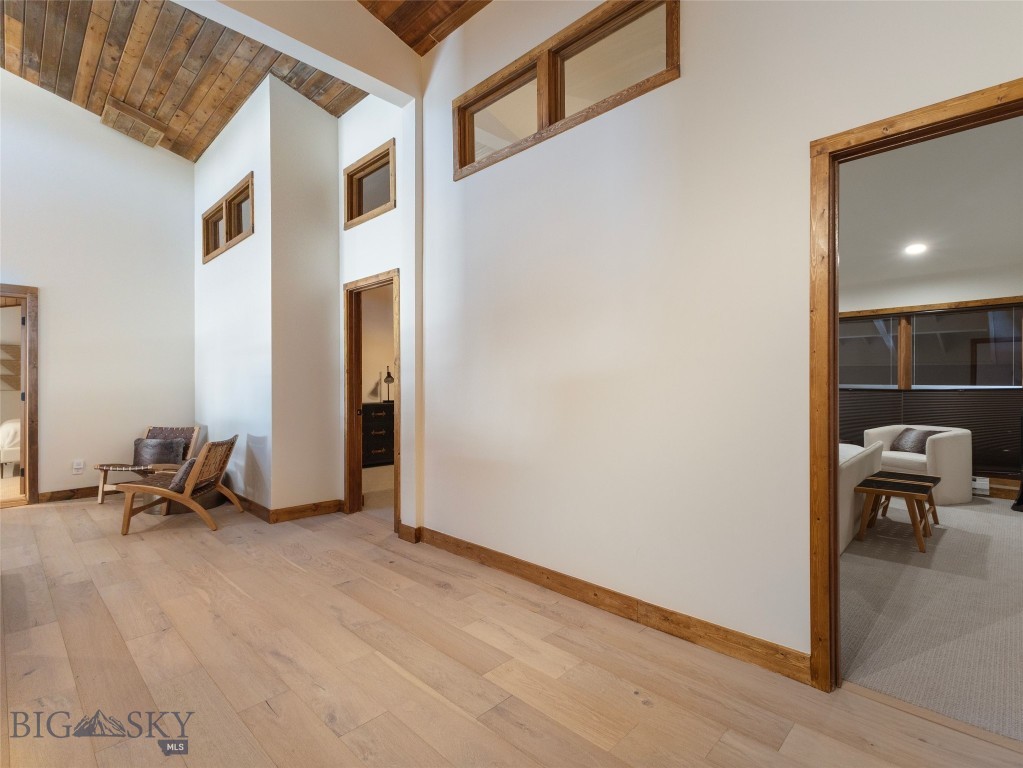 1733 Heavy Runner Property Photo 45