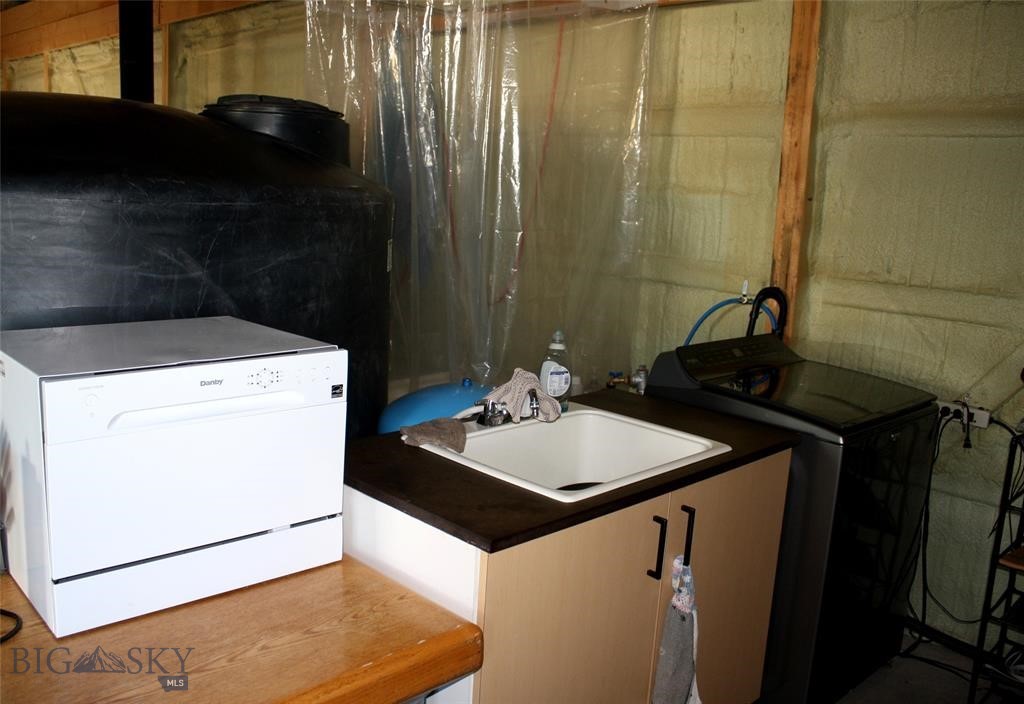 48 Black Butte Trail Property Photo 4