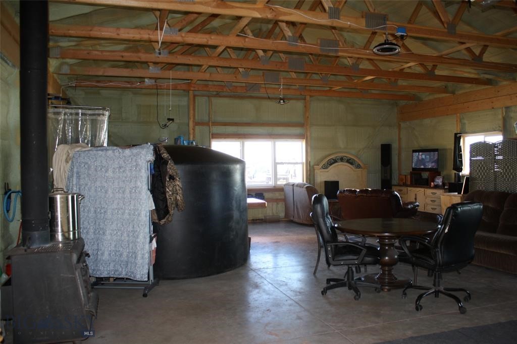 48 Black Butte Trail Property Photo 7