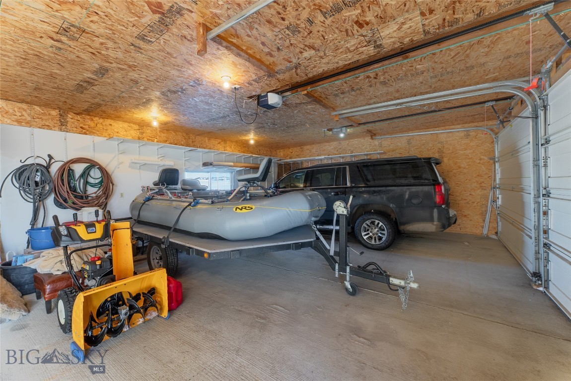 42 Jim Parrent Lane Property Photo 23