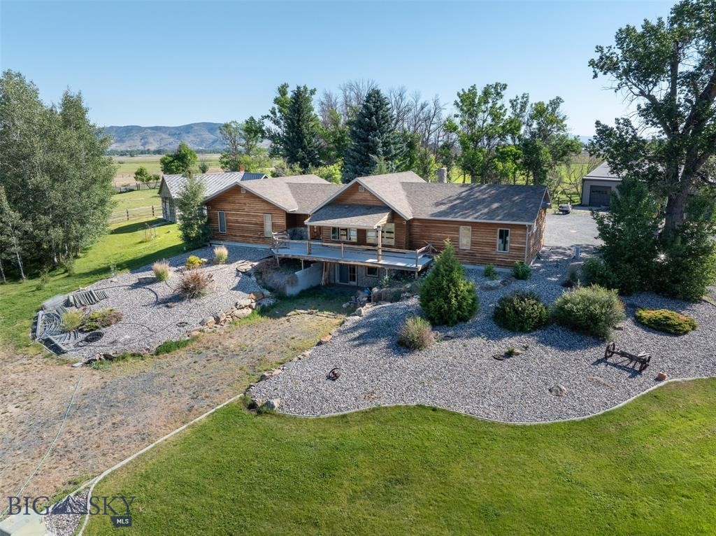 380 Albro Lane Property Photo