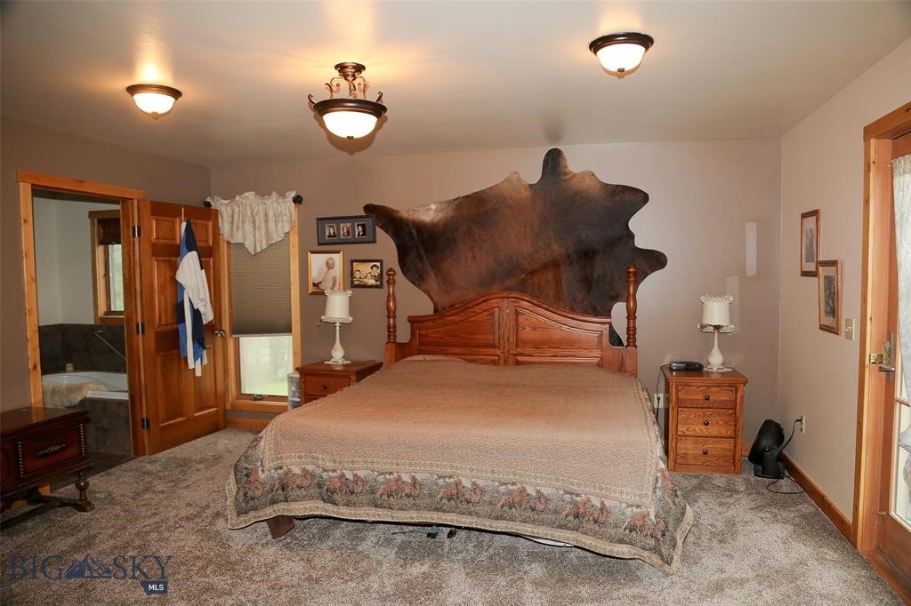 380 Albro Lane Property Photo 13