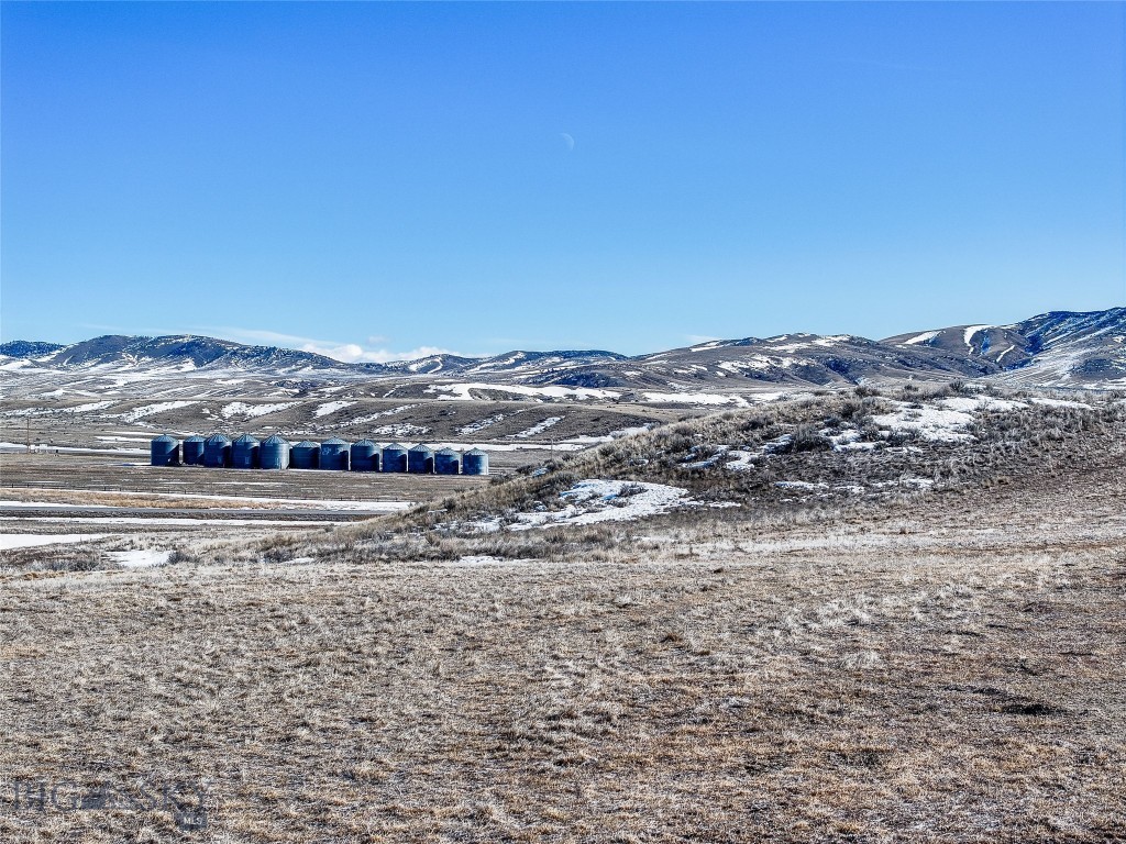Lot 28 Smooth Brome Court Property Photo 6