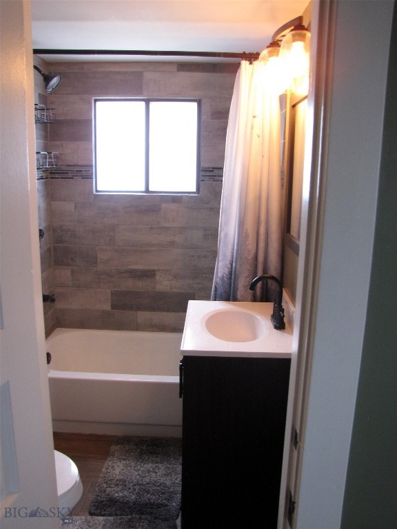 223 2nd Street W Property Photo 20