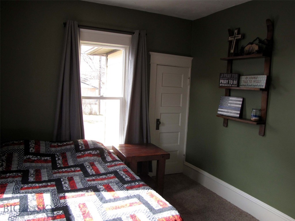 223 2nd Street W Property Photo 22