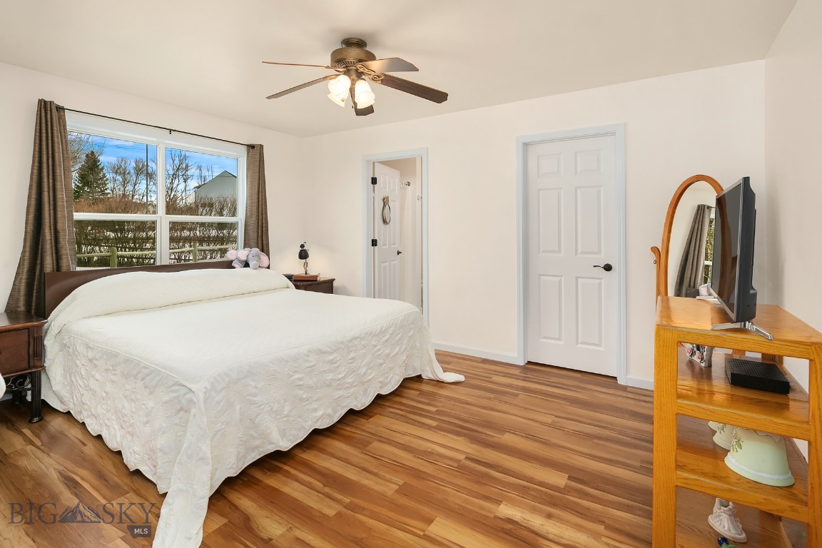713 N Aster Avenue Property Photo 13