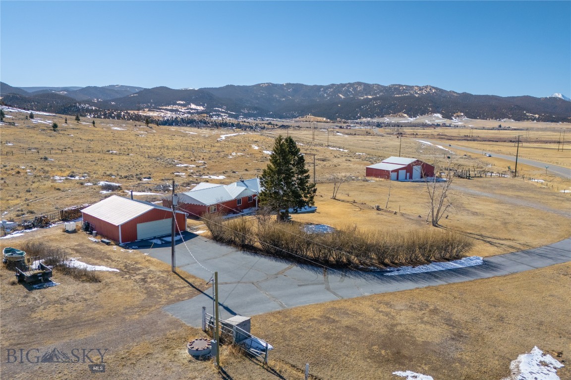 2700 Fairmont Property Photo 3