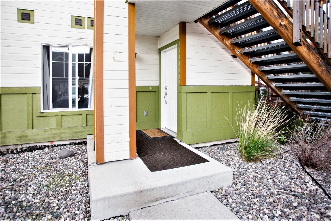 1120 Longbow C Property Photo