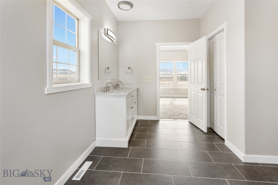 131 Yellowstone Trail Property Photo 33