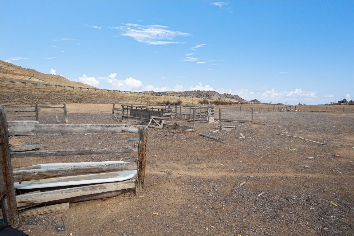 131 Yellowstone Trail Property Photo 47