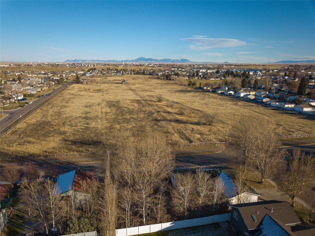 Nhn 7th Avenue N Property Photo 3