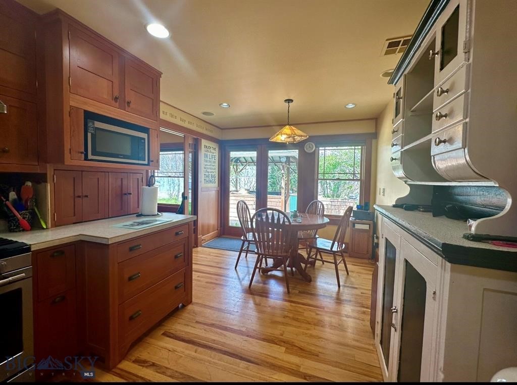 308 E Wheeler Street Property Photo 15