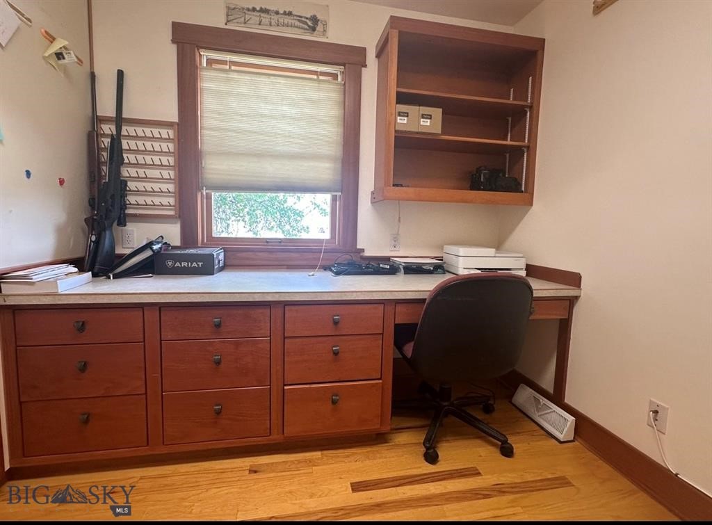 308 E Wheeler Street Property Photo 18