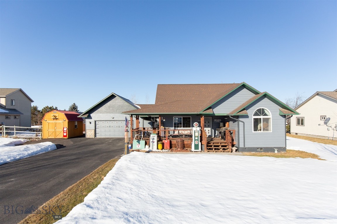 91 Painted Pony Drive Property Photo