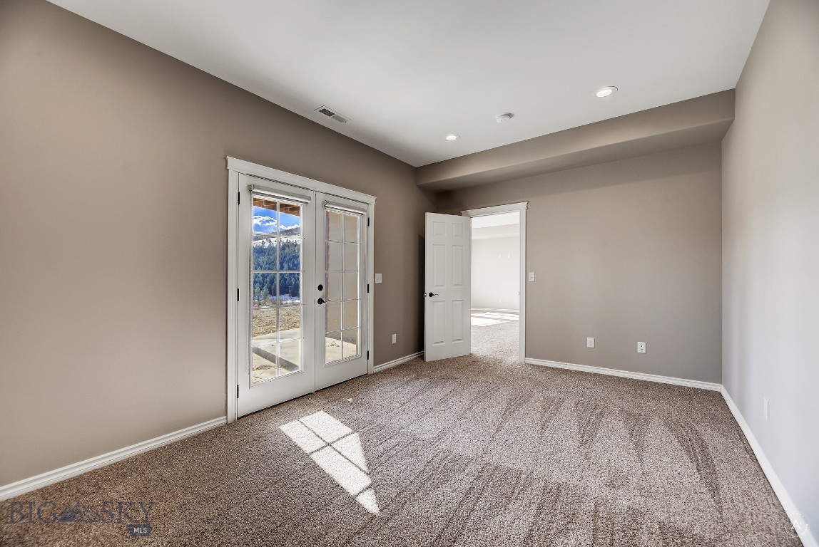 121 Wild Rose Rd Property Photo 35