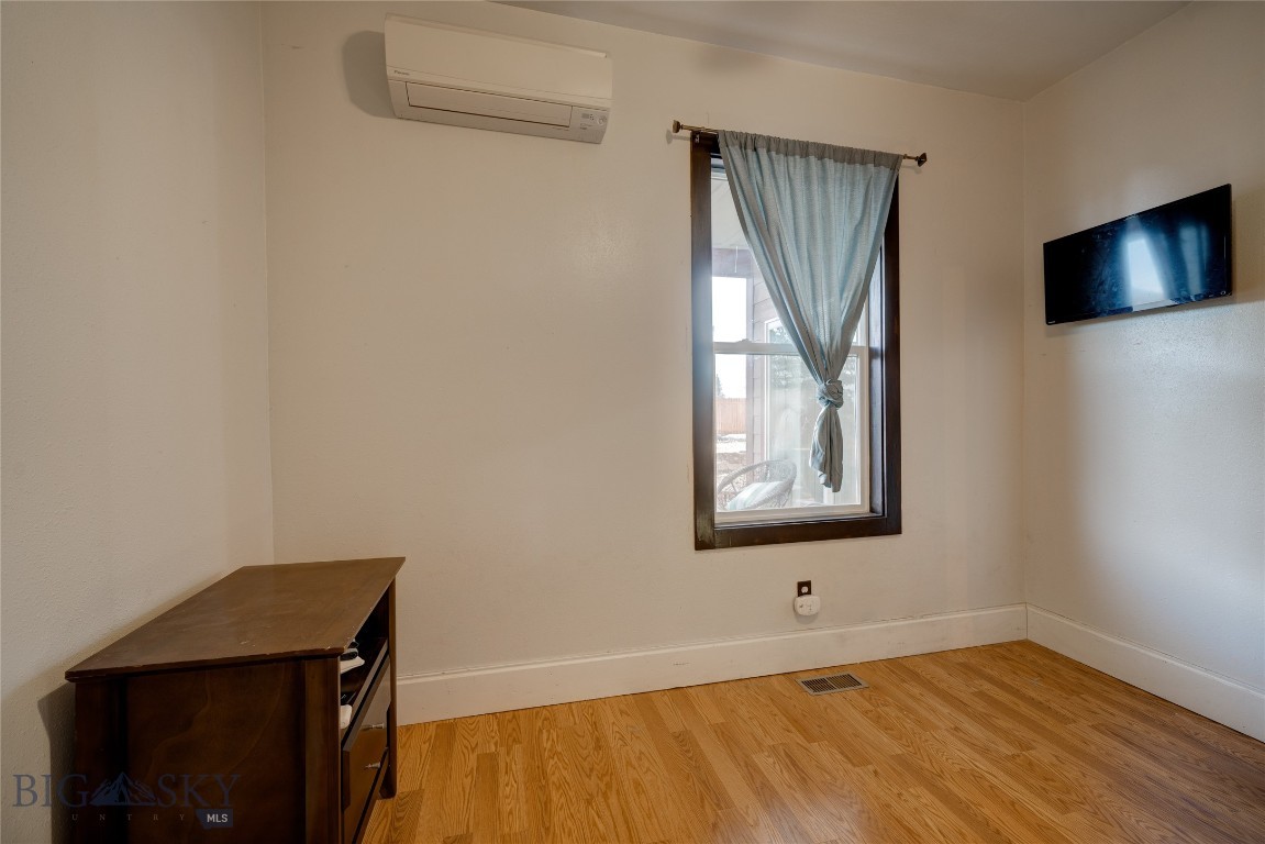 11 W Front St. Property Photo 18