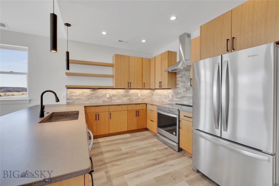 450 Loomis Way B Property Photo 4