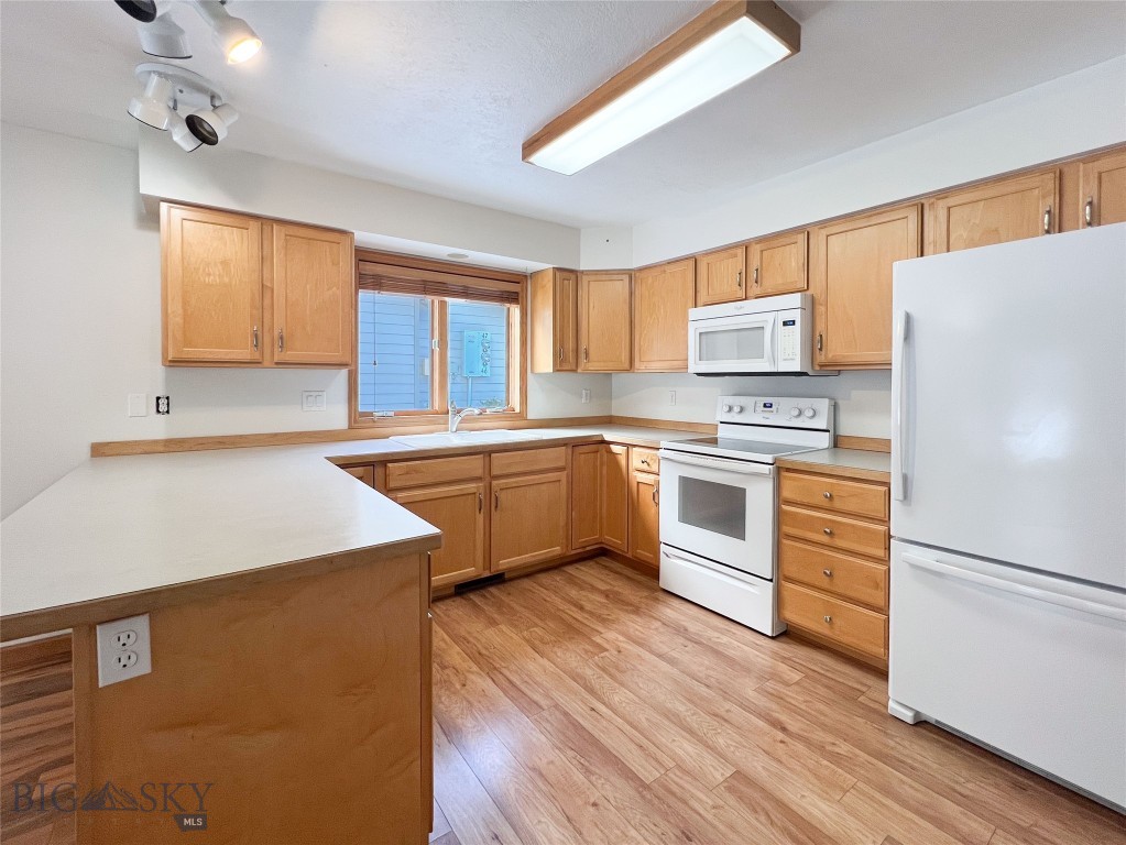 2400 Durston Road 43 Property Photo 12